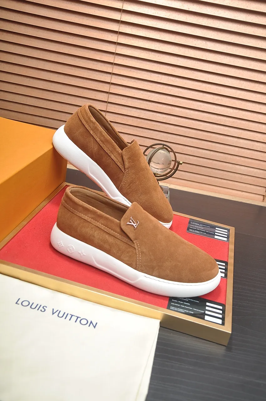 Men's men's shoes 💰700💶[LOUIS VUITTON] new original order 🍀LV Louis Vuitton * - top version of LV classic trendy shoes! Made of imported original LV fabric with rubber surface, breathable cowhide lining, and original wear-resistant rubber foam outsole! High quality products! The yardage is 38-44.